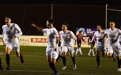 Alegria en els eivssencs després de superar el Sabadell als penals | Arsen Voronyy