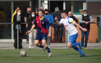 El Mercantil es va posar 2-0 amunt a la primera meitat | Sergi Park