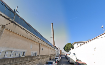 La xemeneia de Can Marcet, que serà rehabilitada | Google Maps