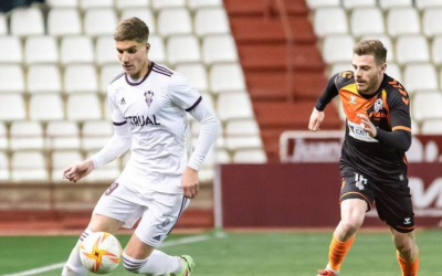 El Sabadell va haver de jugar més d'una hora amb un home menys | Albacete Balompié