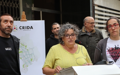L'equip de la Crida davant el servei de recaptació | Ràdio Sabadell