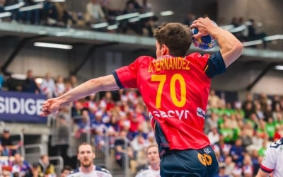 Fernández ja va jugar l'any passat el Mundial i debutarà en un Europeu | RFEBM