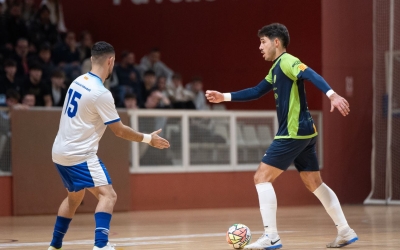 Imatge del derbi entre l'Escola Pia i el Club Natació Sabadell