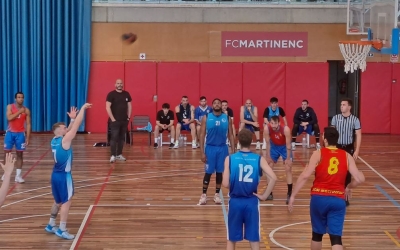 Arellano, llançant un tir lliure en el partit contra el Martinenc | CNS Bàsquet