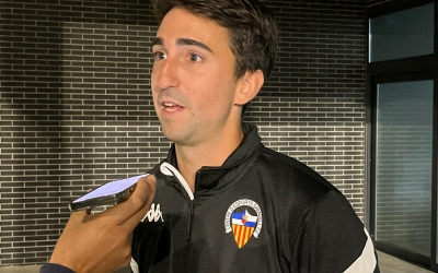Milà atenent Ràdio Sabadell en un partit d'aquesta temporada | Adrián Arroyo