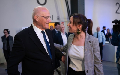 Josep Oliu, president del Banc Sabadell, i Marta Farrés a la Junta d'Accionistes de Banc Sabadell | Roger Benet (RàdioSabadell)