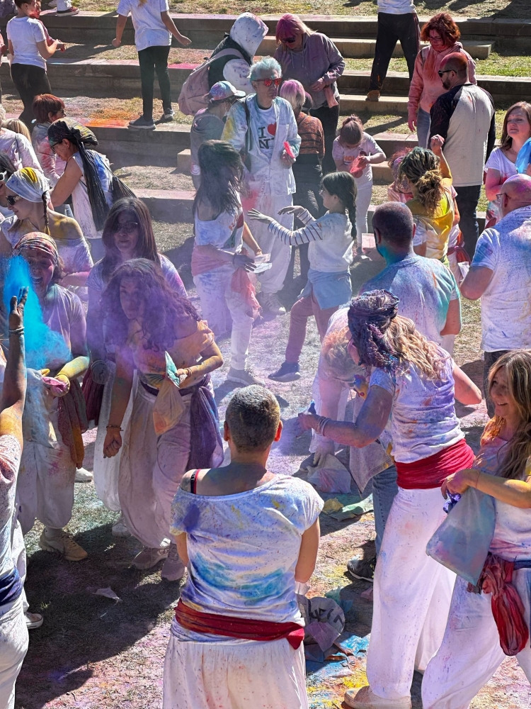 Holi
