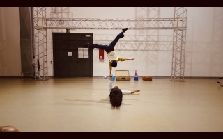 Dia Mundial del Circ: Duo Laos i circ en família a Ca l'Estruch i Gran Reserva al Teatre Principal 